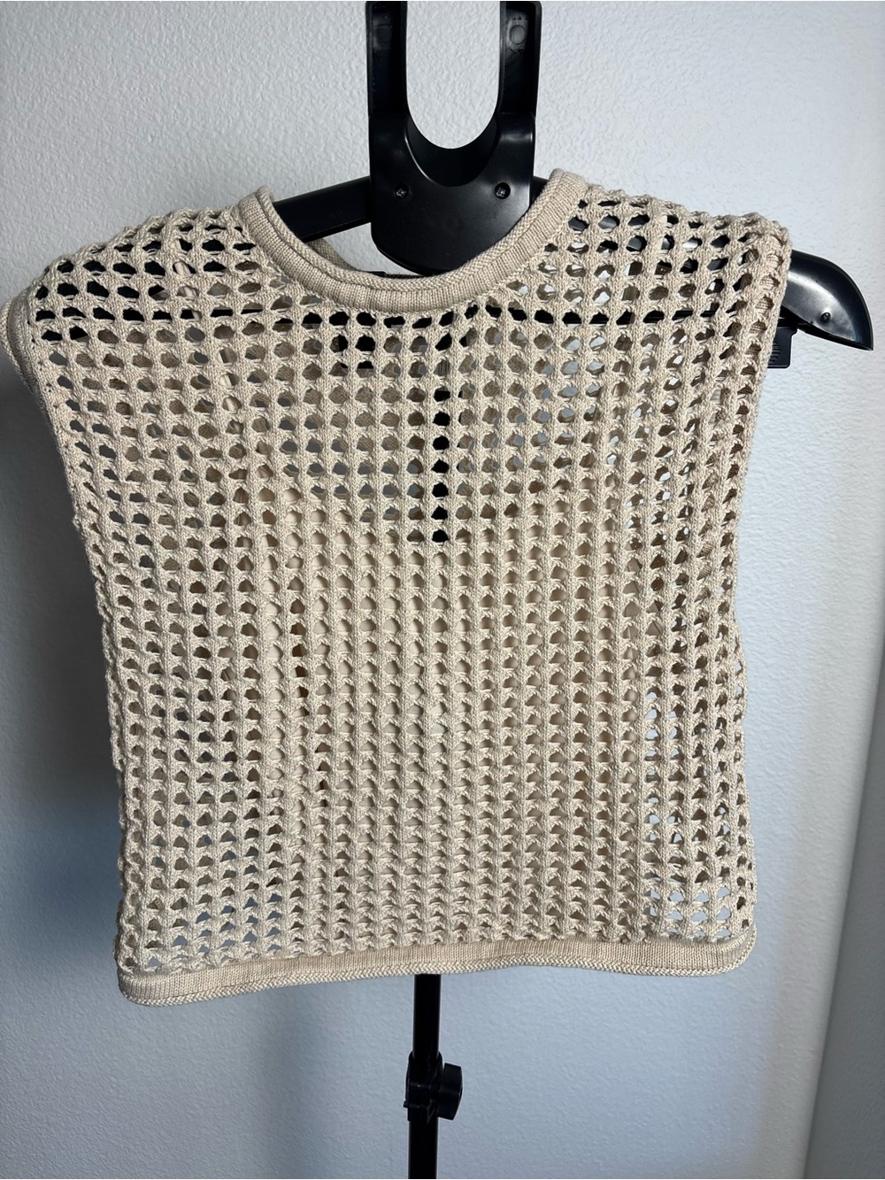 Steve Madden Cream Open Weave Sleeveless Tank